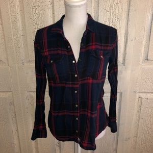 |DONATING SOON| Rue21 size medium flannel